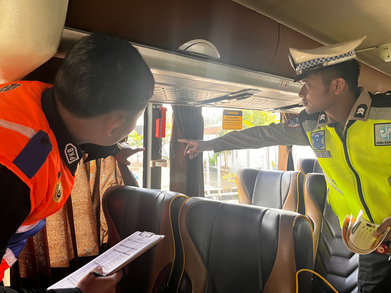 Operasi Keselamatan Candi, Polresta Cilacap Gelar Inspeksi Kendaraan dan Patroli Edukatif